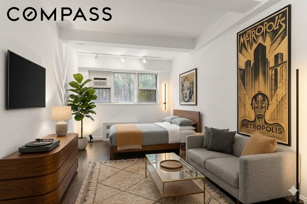 180 Thompson Street, Unit LE