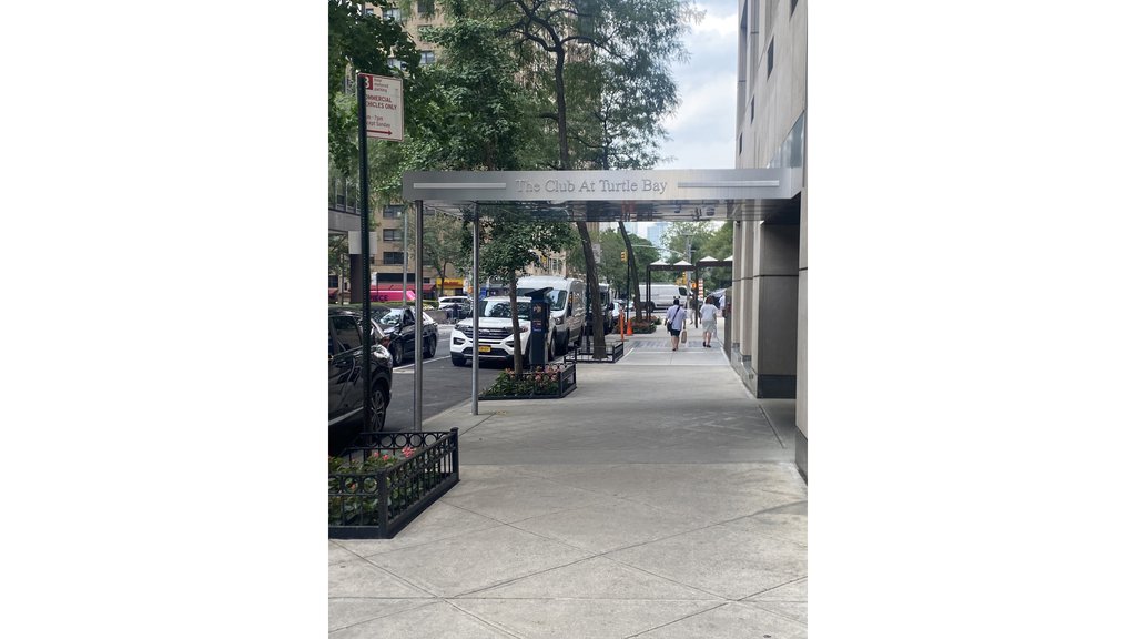 236 East 47th Street, Unit 15E