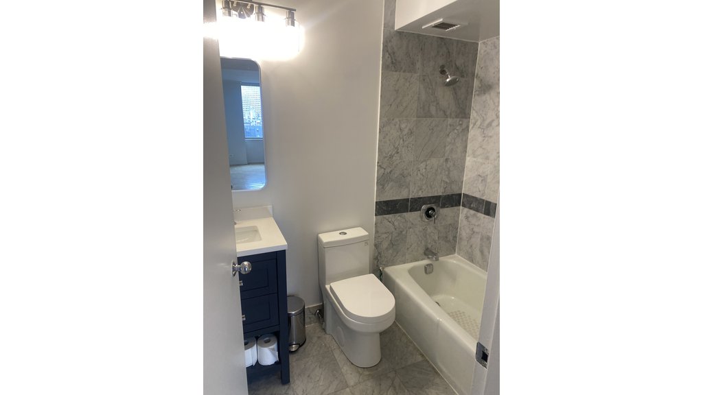 236 East 47th Street, Unit 15E photo 12