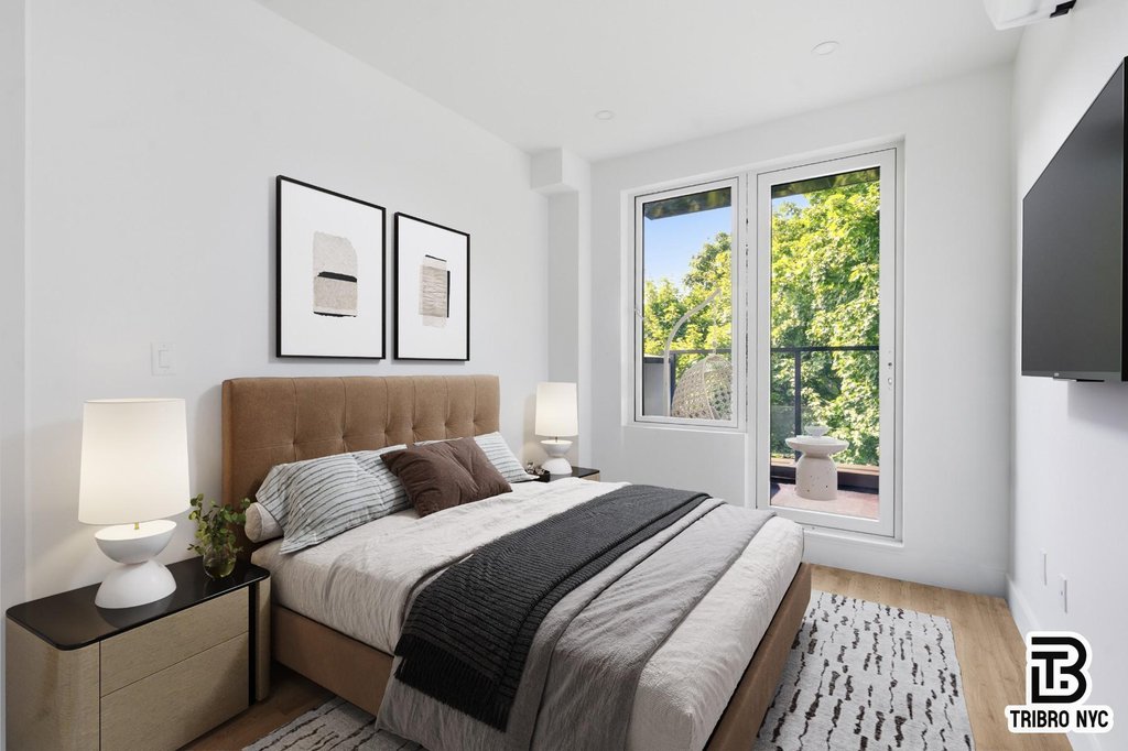 461 Lexington Avenue, Unit 4 photo 6