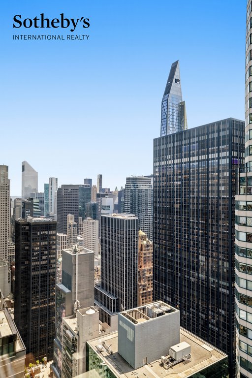 146 West 57th Street, Unit 58F photo 3