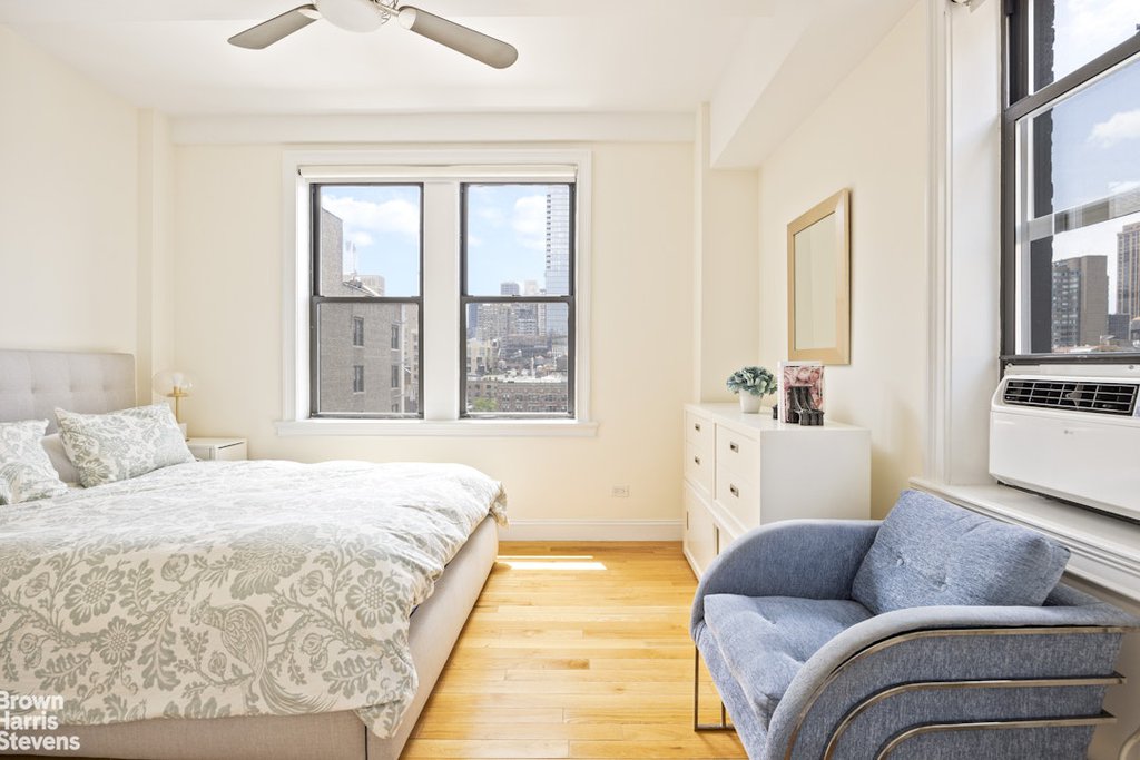 20 West 72nd Street, Unit 1208 photo 10