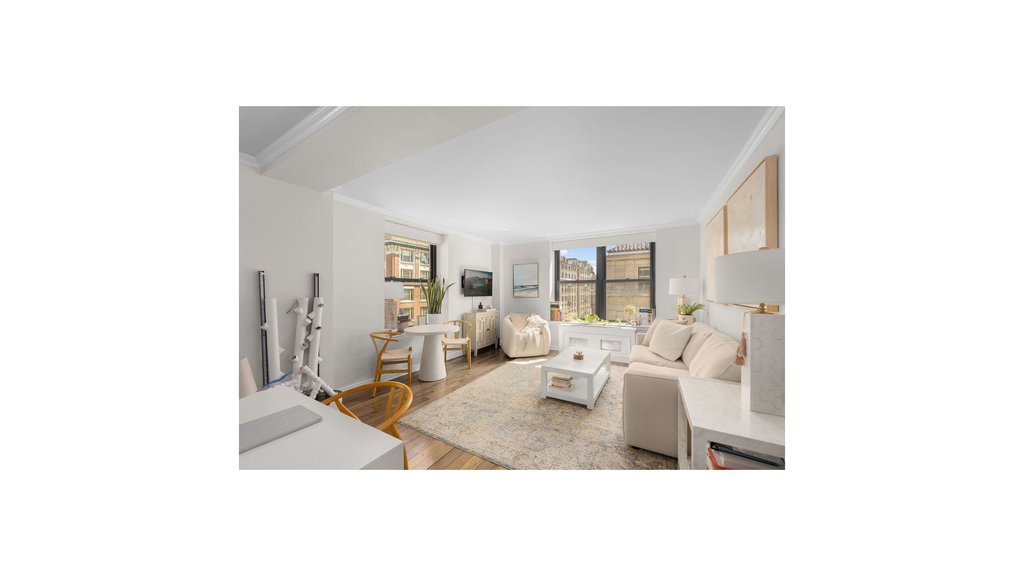 201 West 74th Street, Unit 11E