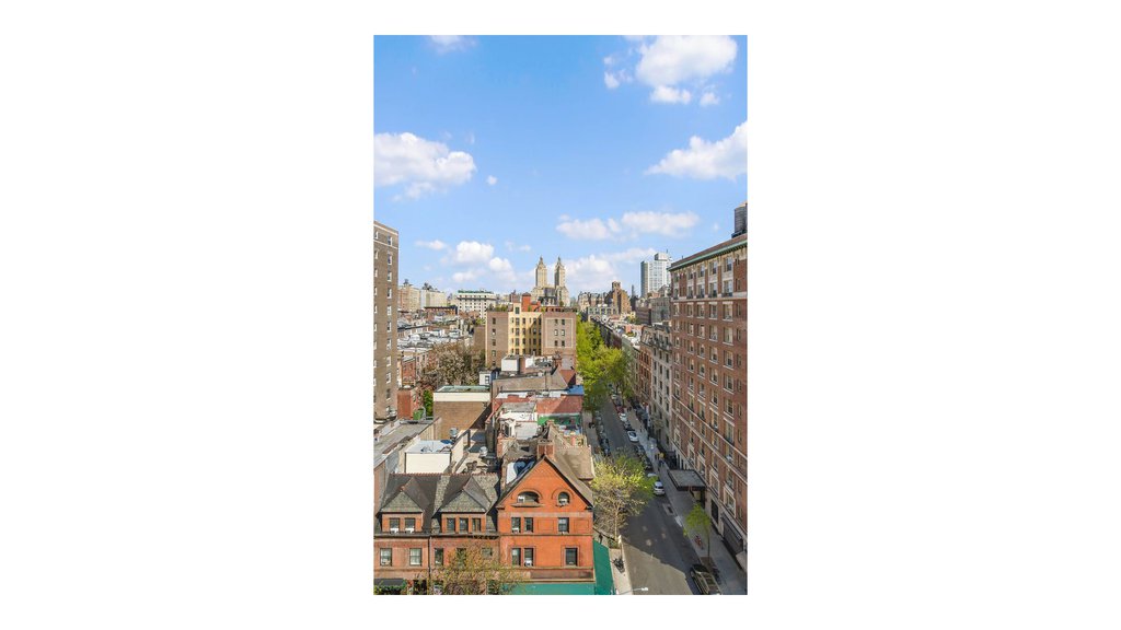 201 West 74th Street, Unit 11E photo 2