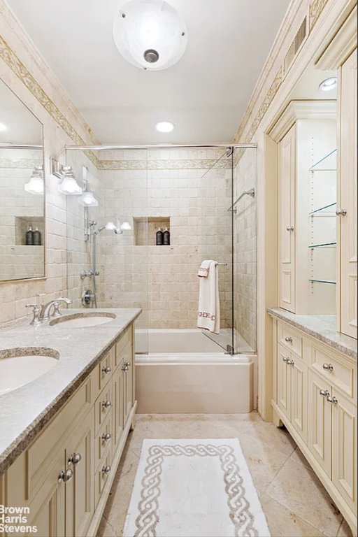 860 Fifth Avenue, Unit 2G photo 3