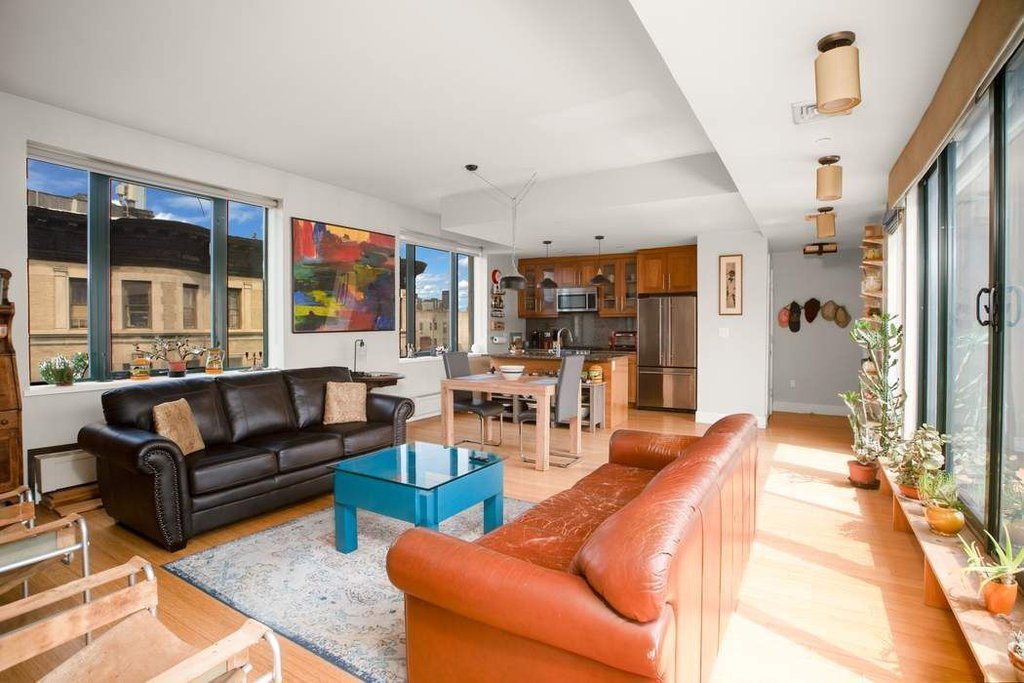 2056 Fifth Avenue, Unit 6D photo 2