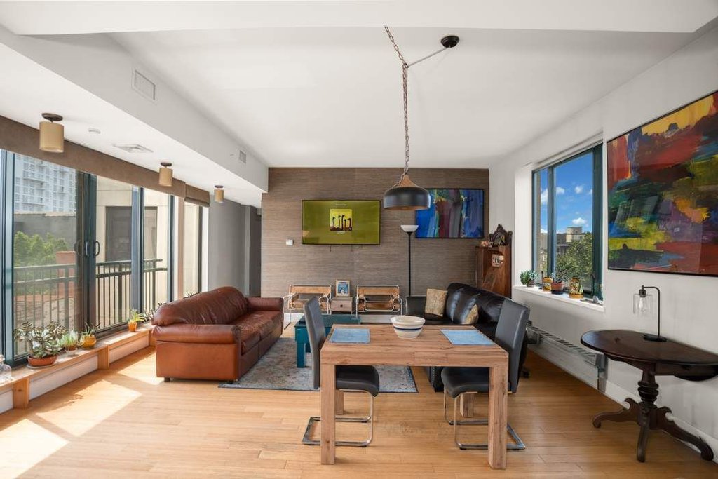 2056 Fifth Avenue, Unit 6D photo 4