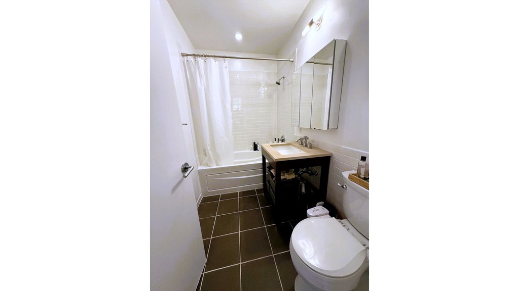365 Bridge Street, Unit 8O photo 8
