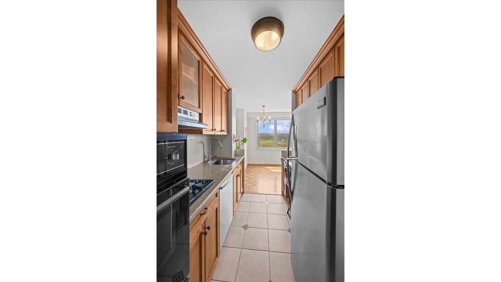 555 Kappock Street, Unit 10U photo 7