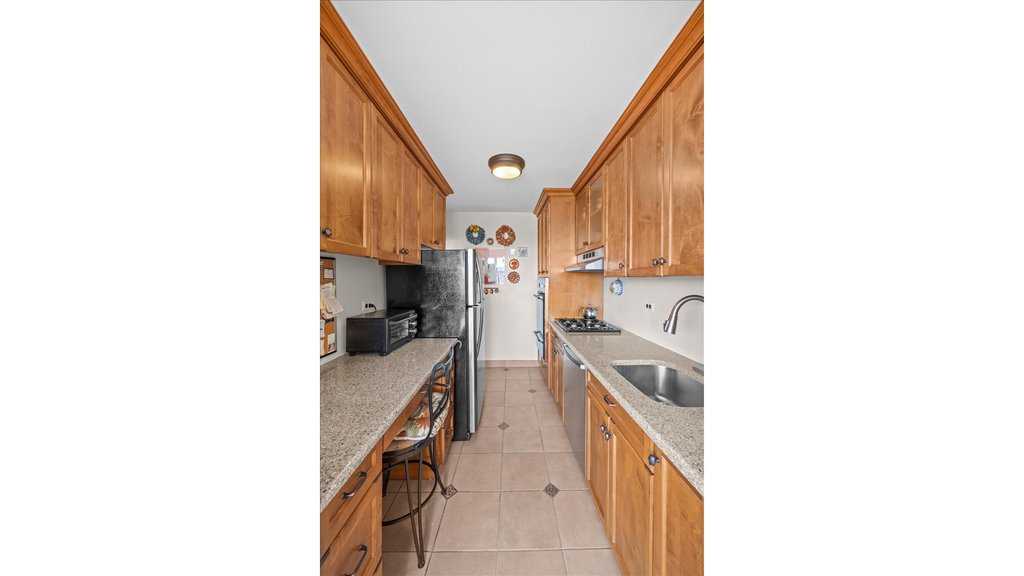 555 Kappock Street, Unit 10U photo 8