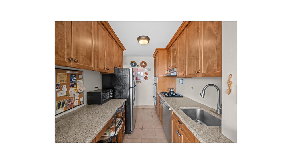 555 Kappock Street, Unit 10U photo 9