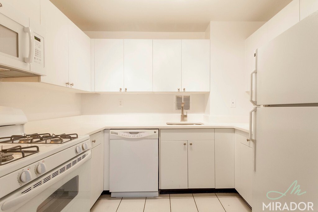 80 Madison Avenue, Unit 2E photo 3