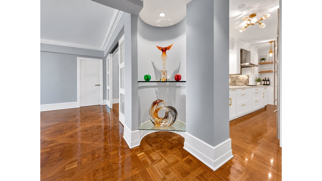 45 Sutton Place South, Unit 10H photo 11