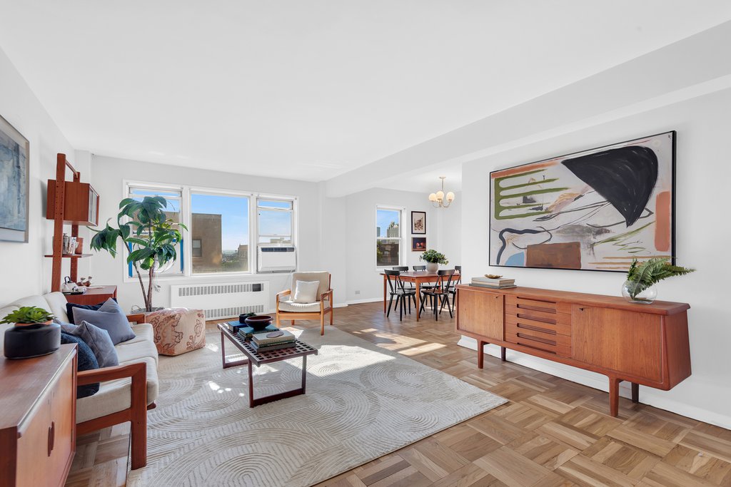 34 Plaza Street East, Unit 607