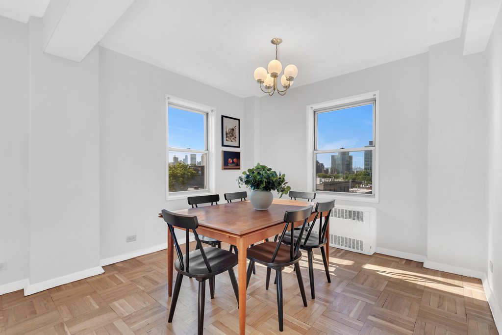 34 Plaza Street East, Unit 607 photo 3