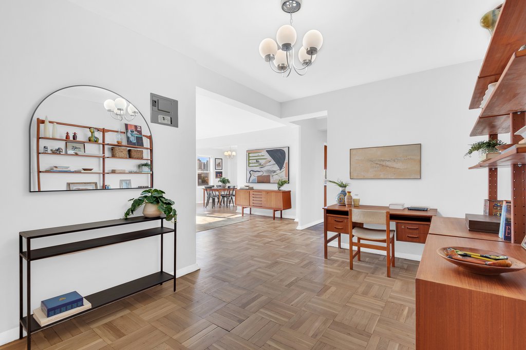 34 Plaza Street East, Unit 607 photo 5
