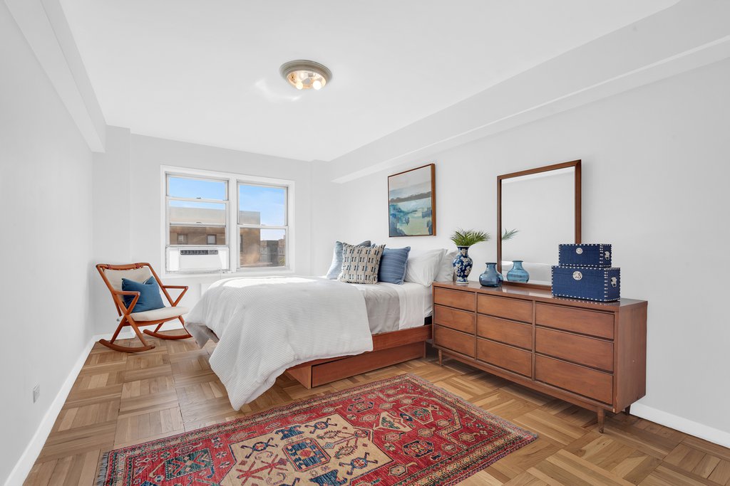 34 Plaza Street East, Unit 607 photo 6