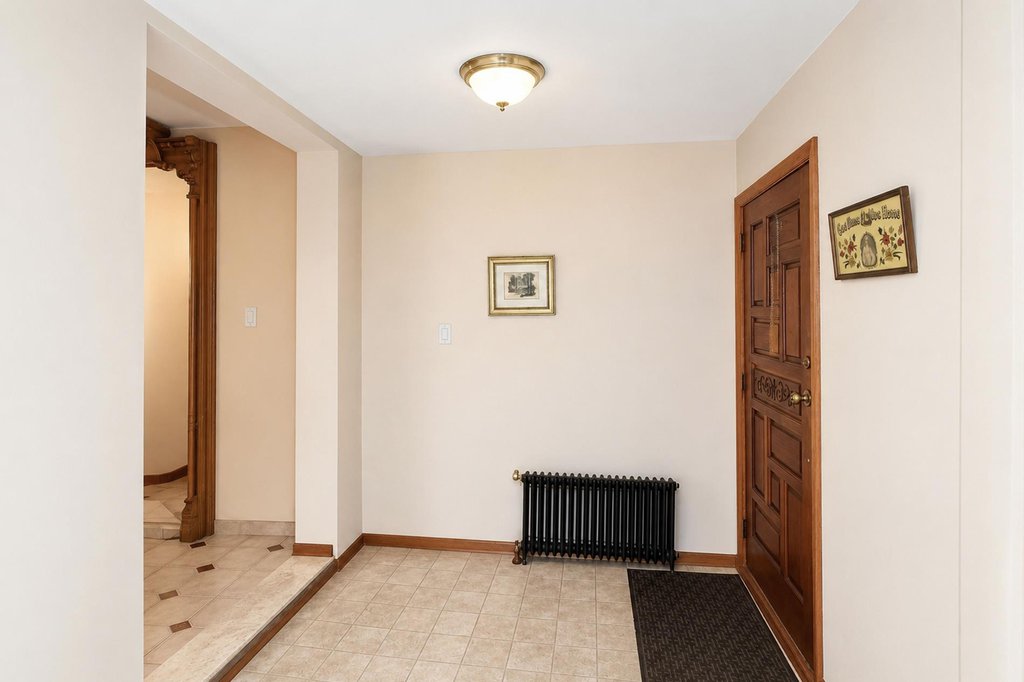 942 72nd Street – For Sale photo 13