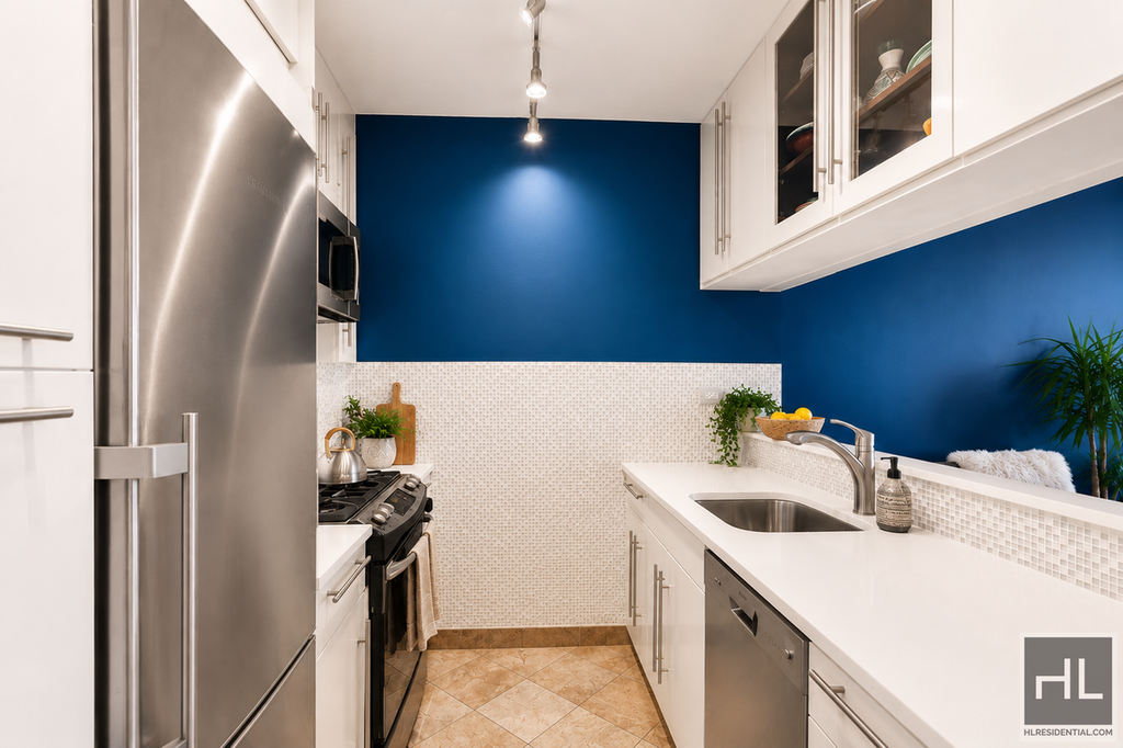 157 East 32nd Street, Unit 16A photo 6