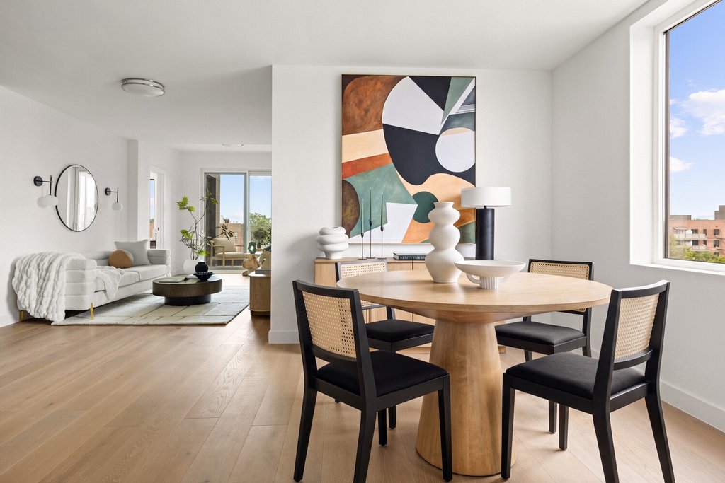 379 Ocean Parkway, Unit 7B photo 2