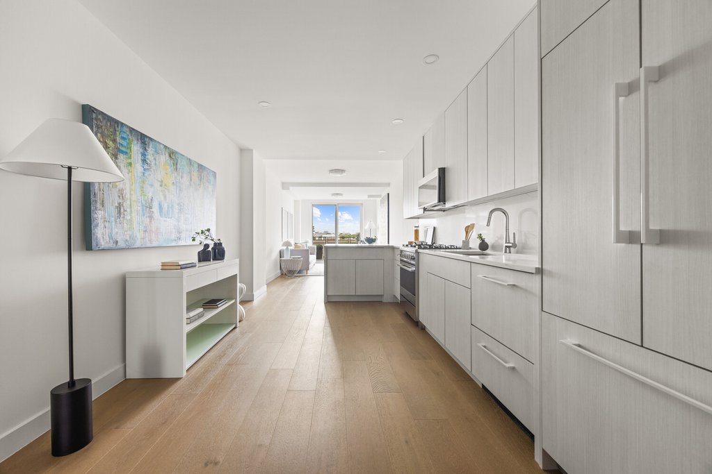 379 Ocean Parkway, Unit 6A photo 2