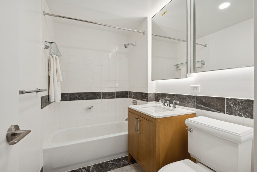 425 Main Street, Unit 8A photo 7