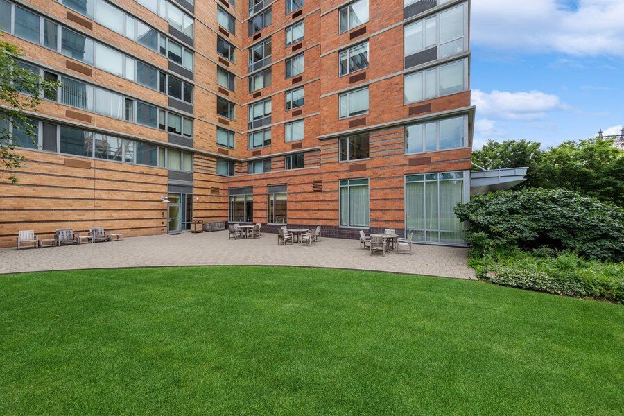 425 Main Street, Unit 8A photo 22
