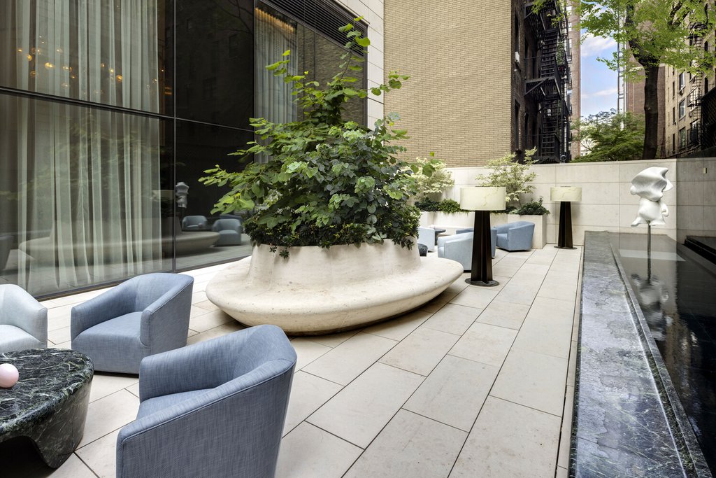 430 East 58th Street, Unit 27A photo 11