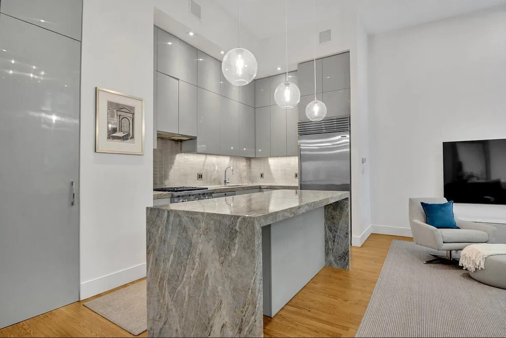 252 Seventh Avenue, Unit 3/C photo 3