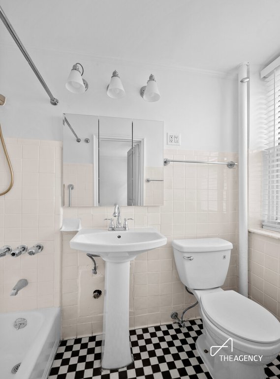 151 East 20th Street, Unit 4A photo 5