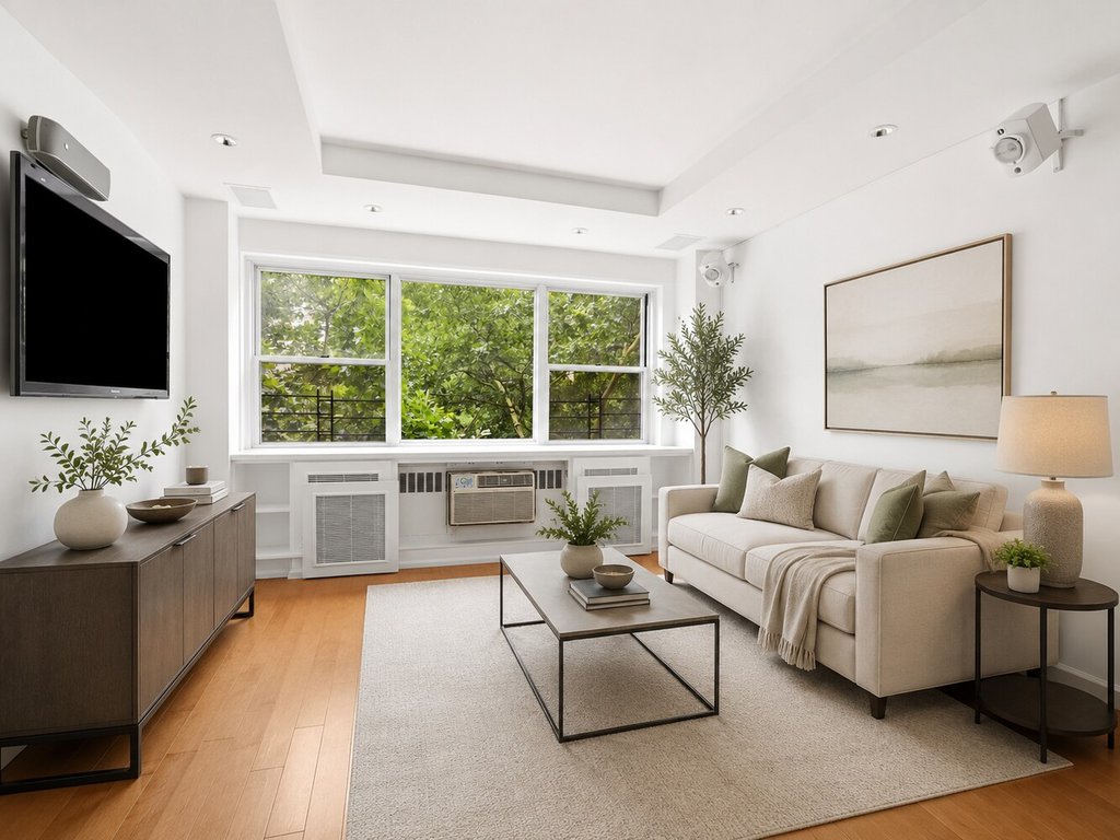 333 East 46th Street, Unit 6H photo 2