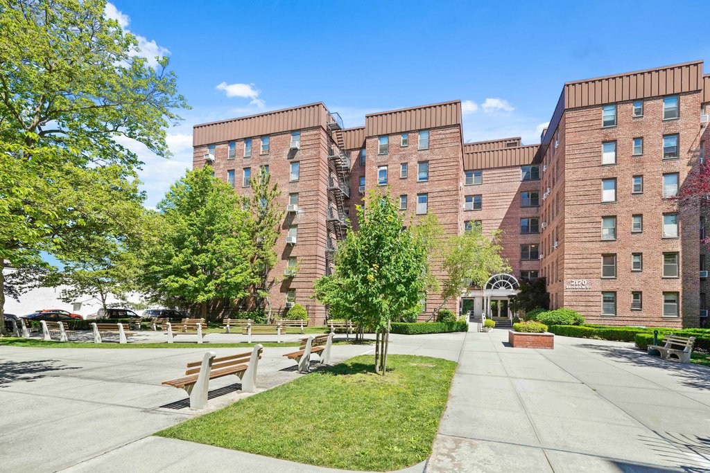 2170 Brigham Street, Unit 3G