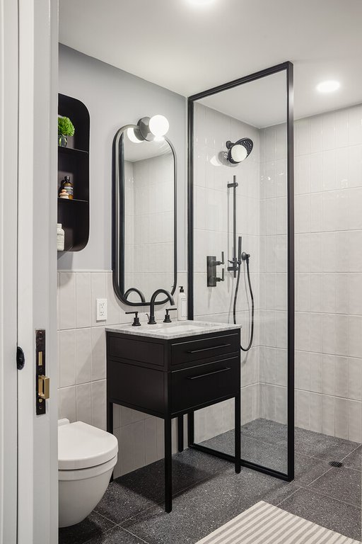 547 West 47th Street, Unit 620 photo 8