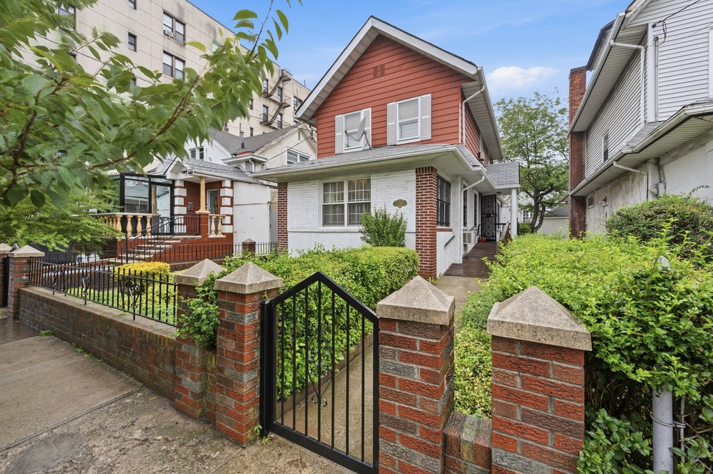 2019 Avenue R