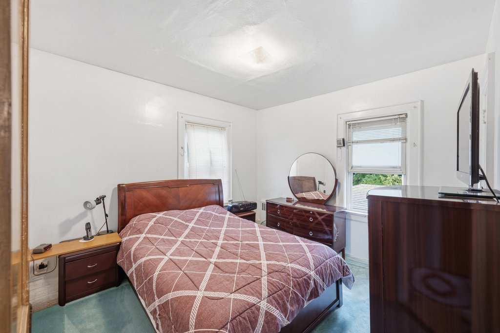 2019 Avenue R – For Sale photo 9