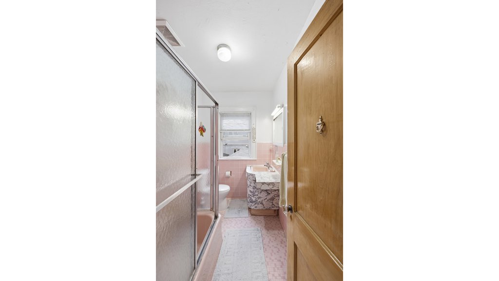 2019 Avenue R – For Sale photo 11