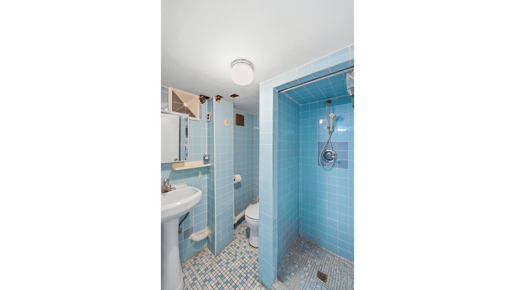 2019 Avenue R – For Sale photo 16