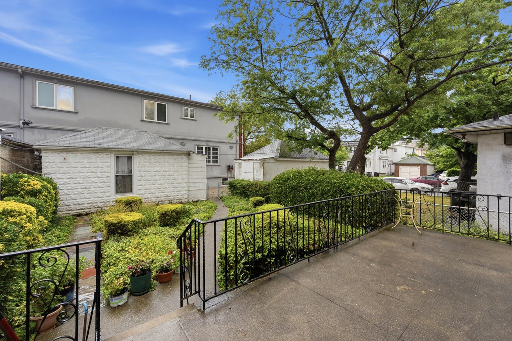 2019 Avenue R – For Sale photo 21