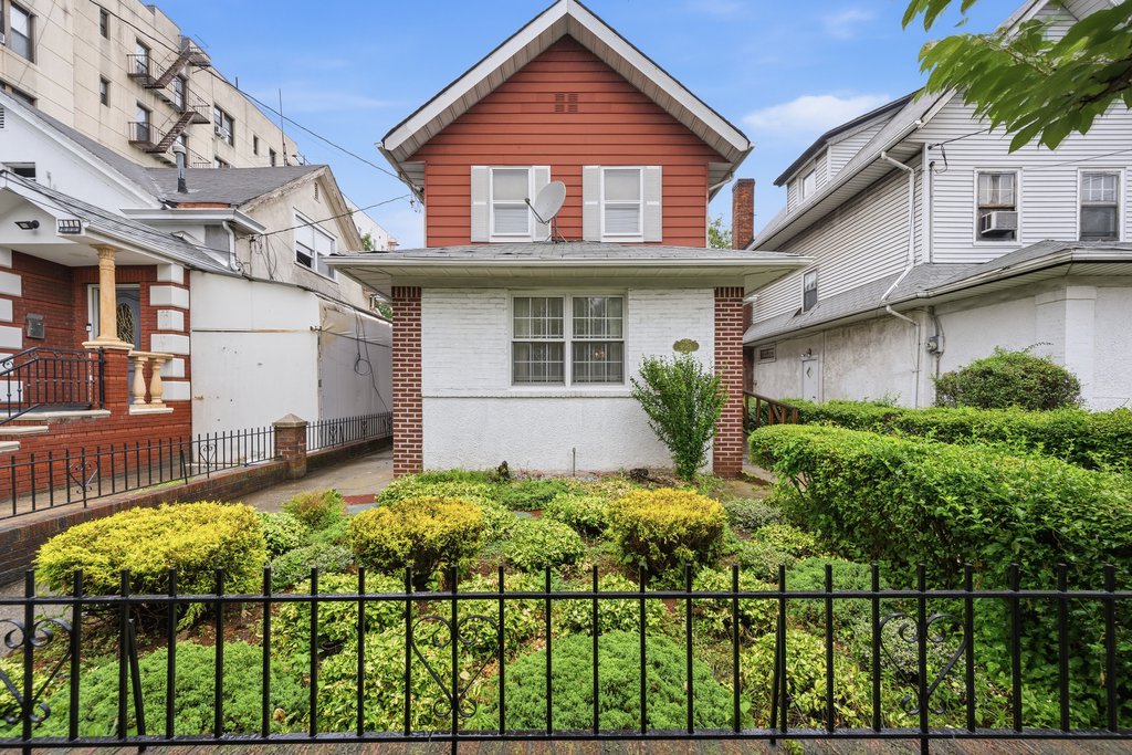 2019 Avenue R – For Sale photo 23