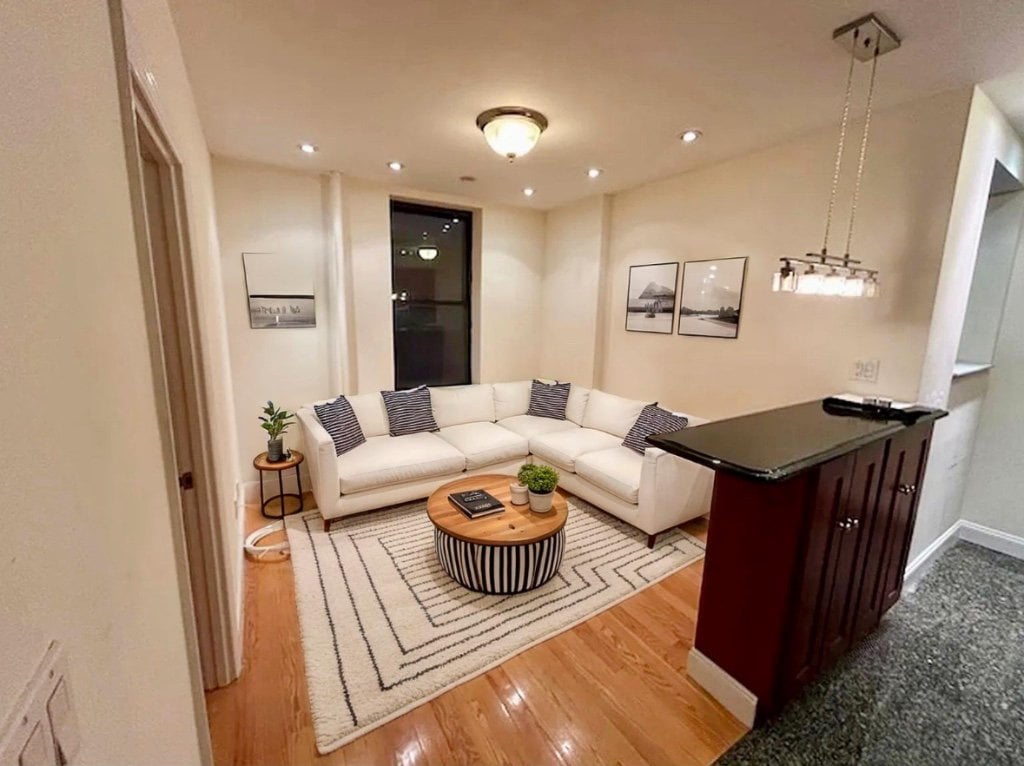 400 East 91st Street, Unit 1B