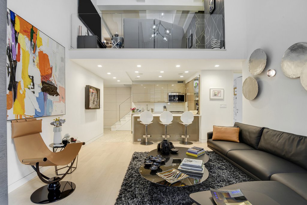 3 Hanover Square, Unit 2H photo 3