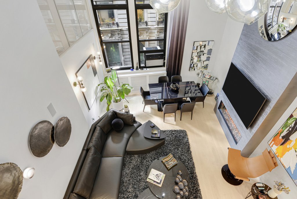 3 Hanover Square, Unit 2H photo 12