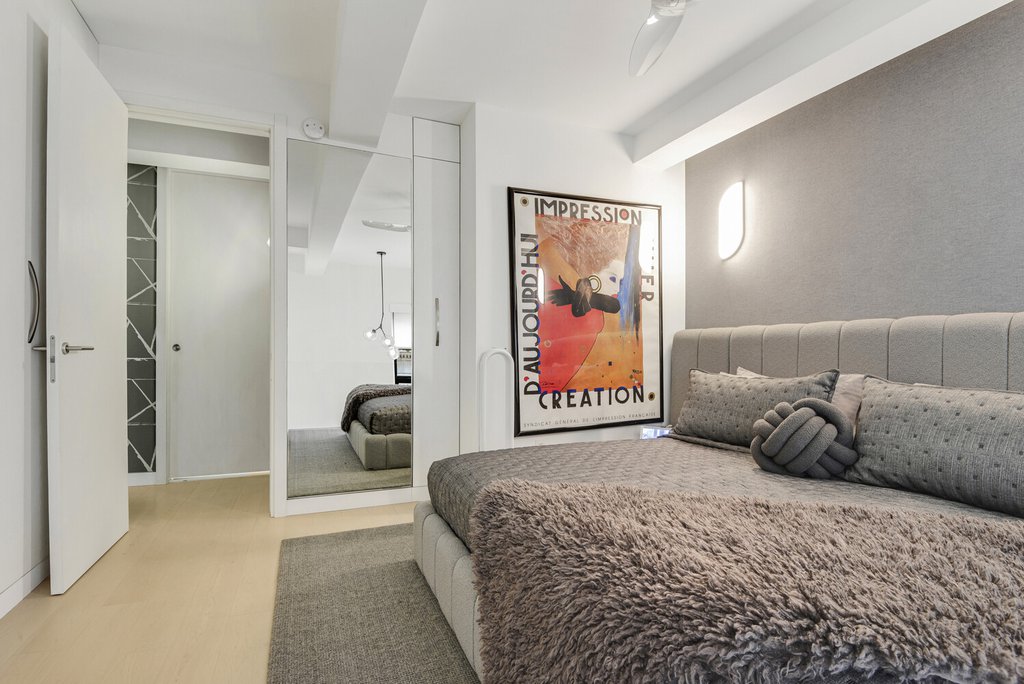 3 Hanover Square, Unit 2H photo 15
