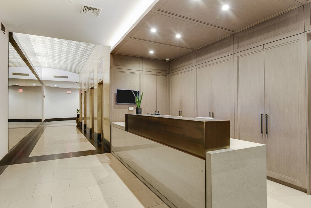 3 Hanover Square, Unit 2H photo 17