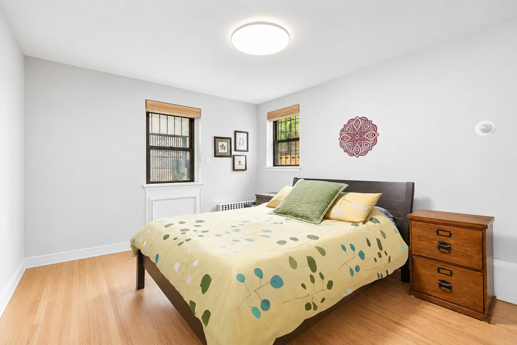 264 West 77th Street, Unit 2 photo 3
