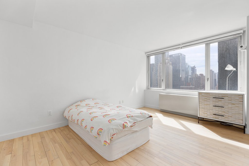 322 West 57th Street, Unit 37Q photo 5