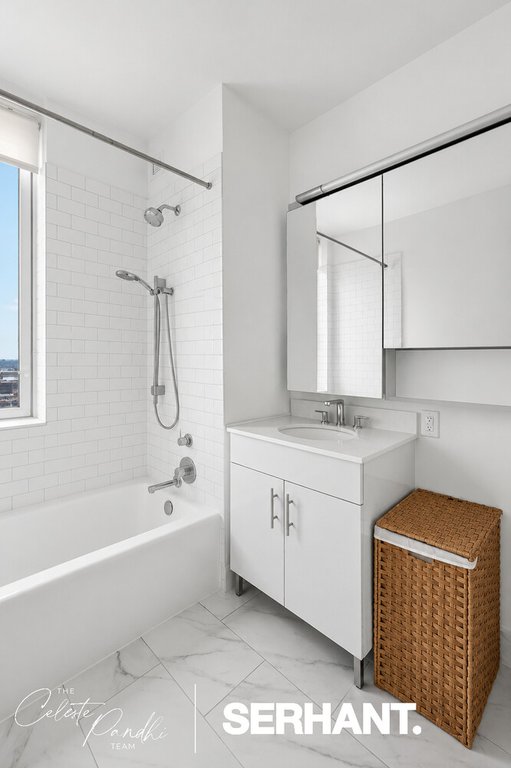 2-21 Malt Drive, Unit 1204 photo 10