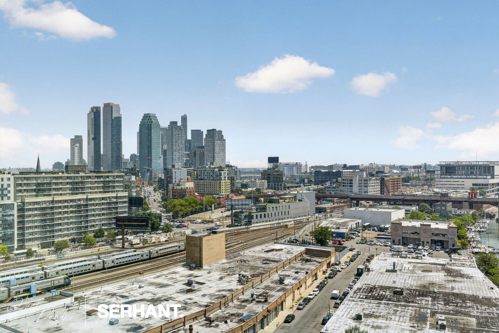 2-21 Malt Drive, Unit 1204 photo 12