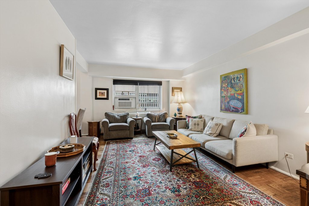 225 Adams Street, Unit 8H photo 4