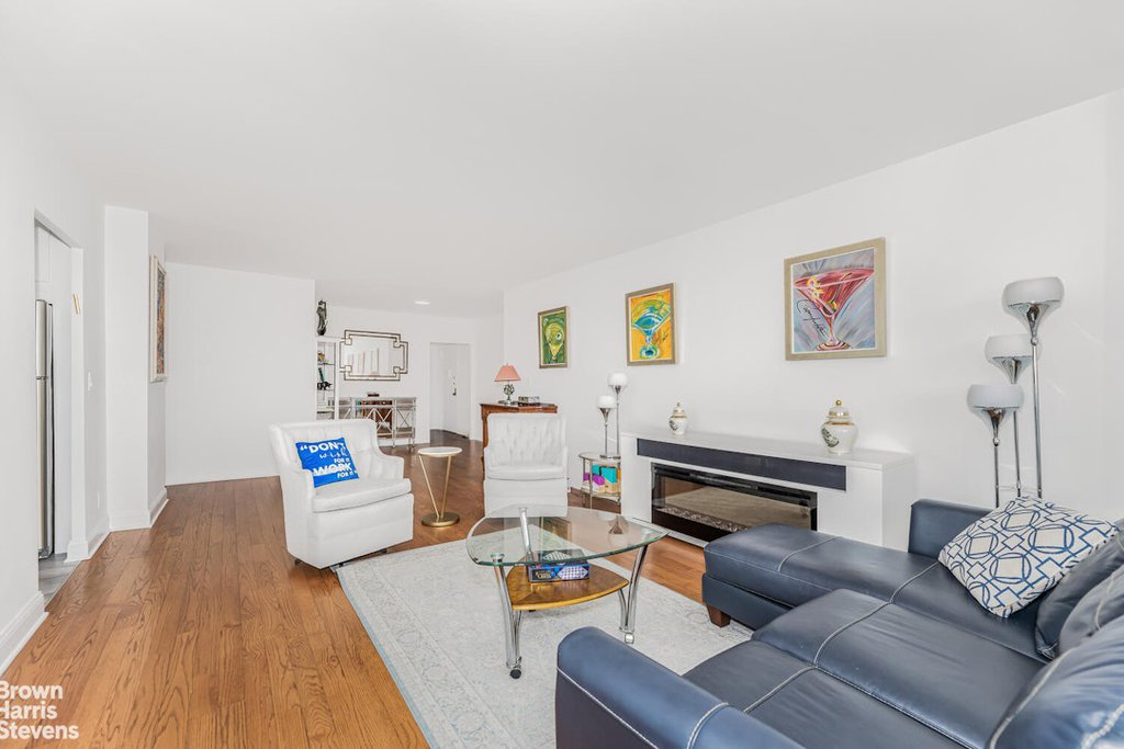 3777 Independence avenue, Unit 14M photo 2